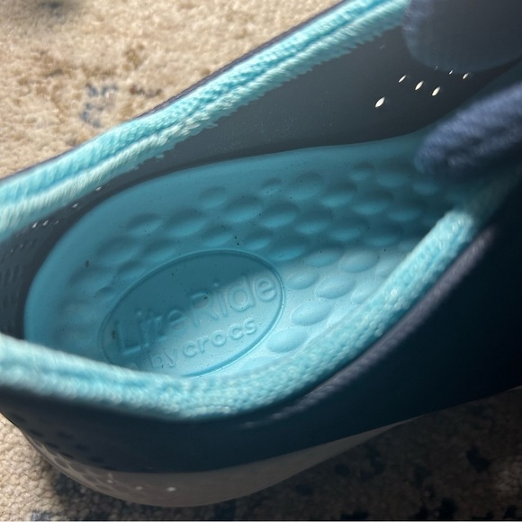 Crocs LiteRide Pacer Navy Blue Insulated Lace-zip Sneakers Size 8 - Picture 8 of 9